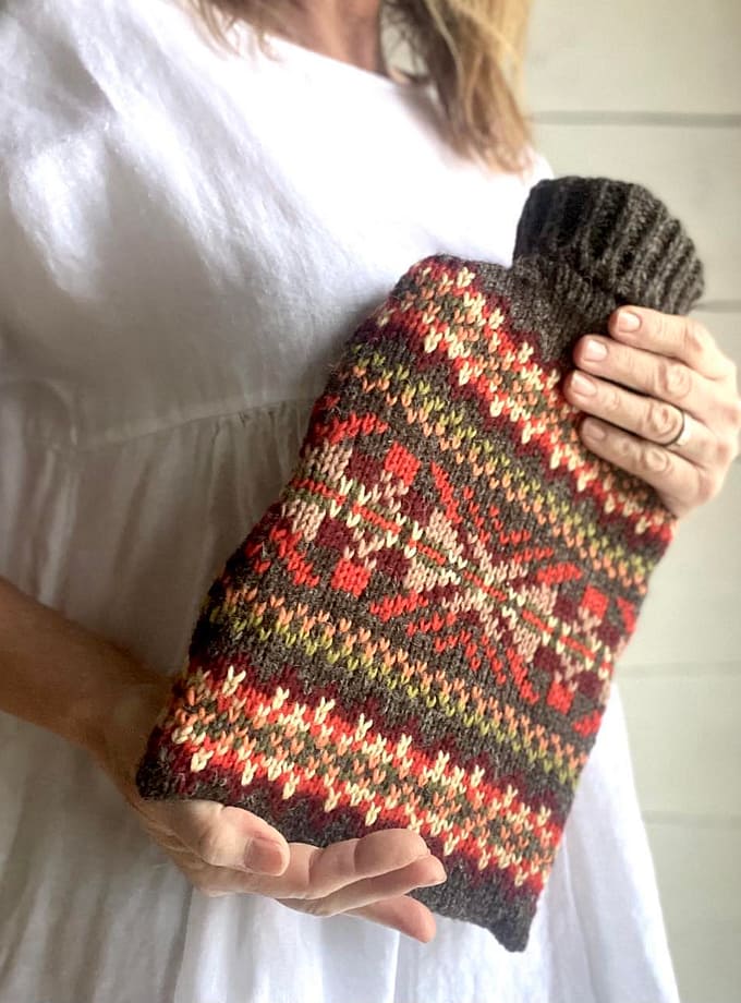 Varmvattenflaska & handstickad fair isle överdrag